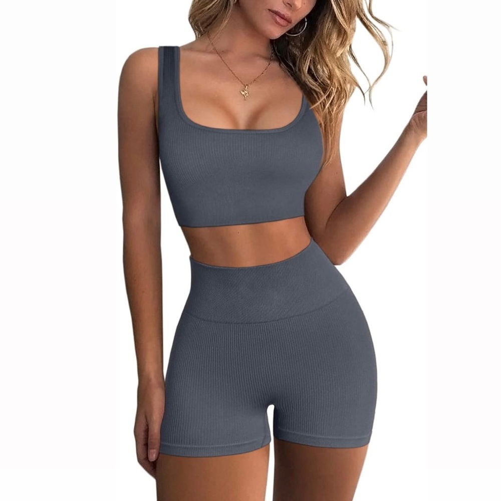 Women’s Ribbed Workout Set